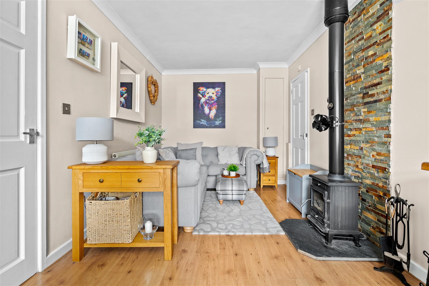 Reception Room/Bedroom